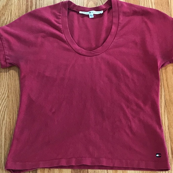 Vintage Tommy Hilfiger Women’s Form Fitting Red Short Sleeved T-Shirt With Scoop - Picture 3 of 9